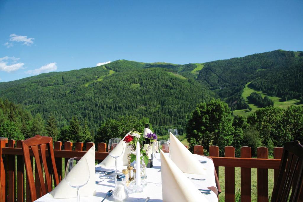 Hotel Raunig Bad Kleinkirchheim Exterior foto